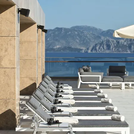 Resort D Maris Bay
