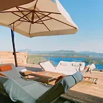 D Maris Bay היסרונו