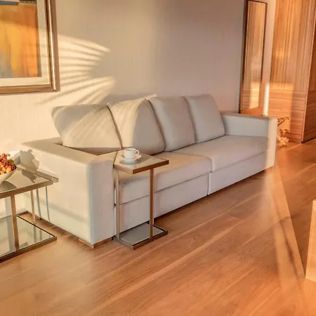 D Maris Bay 5* 히사뢰뉘